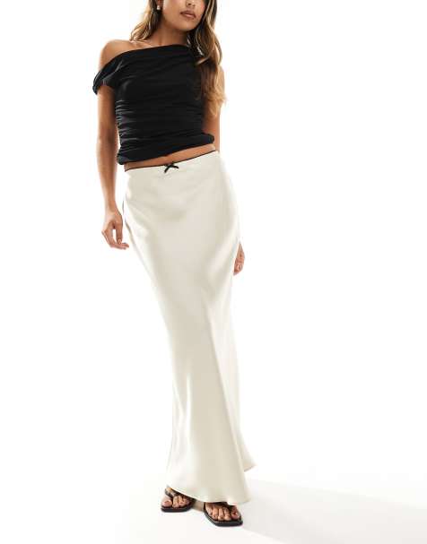 New Look satin bias maxi skirt with bow detail in cream - view 1