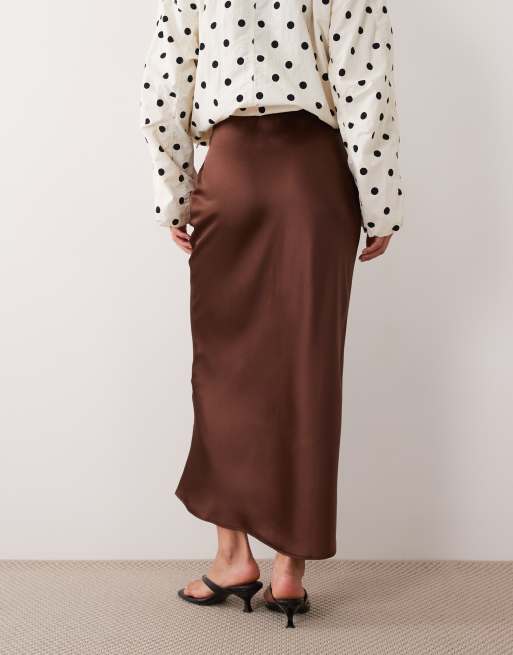 New Look satin bias midi skirt in brown, 4 of 5