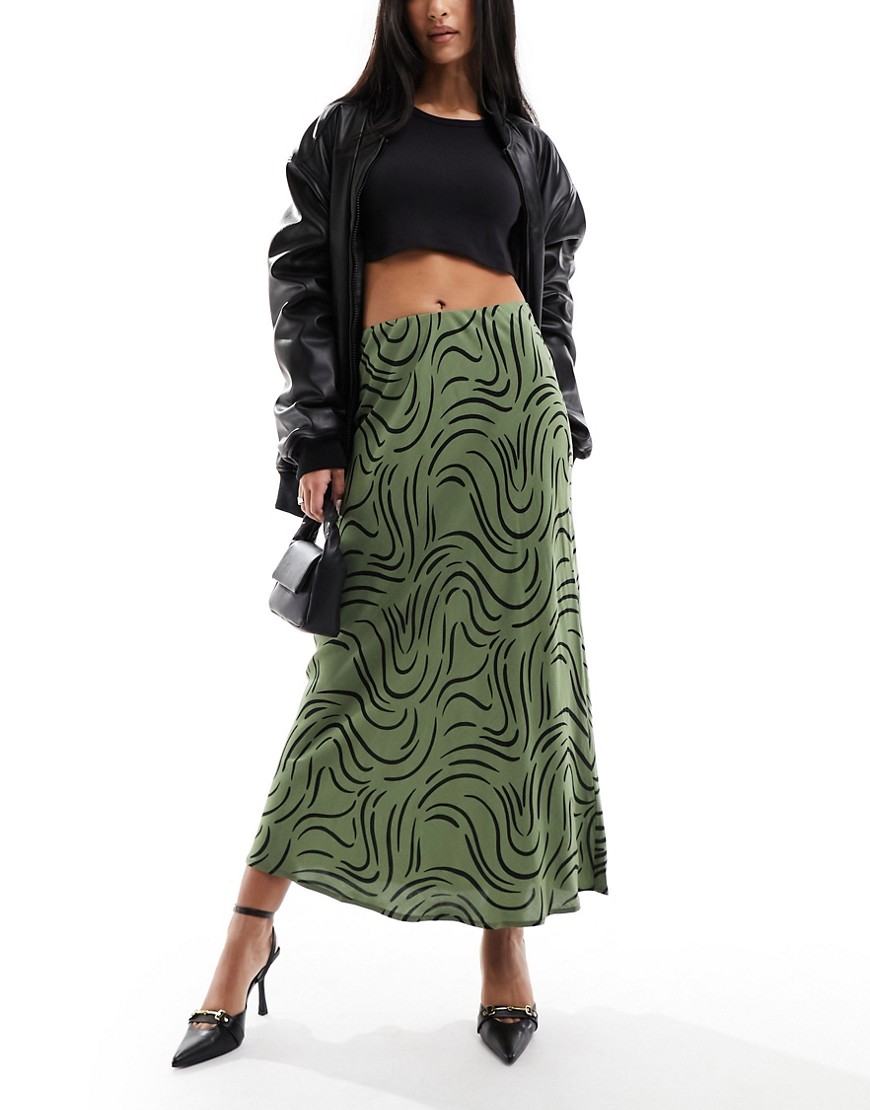 New Look satin look midi skirt in khaki swirl print-Green