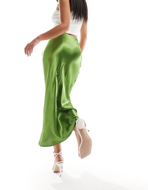 New Look satin midaxi skirt in green, 2 of 5