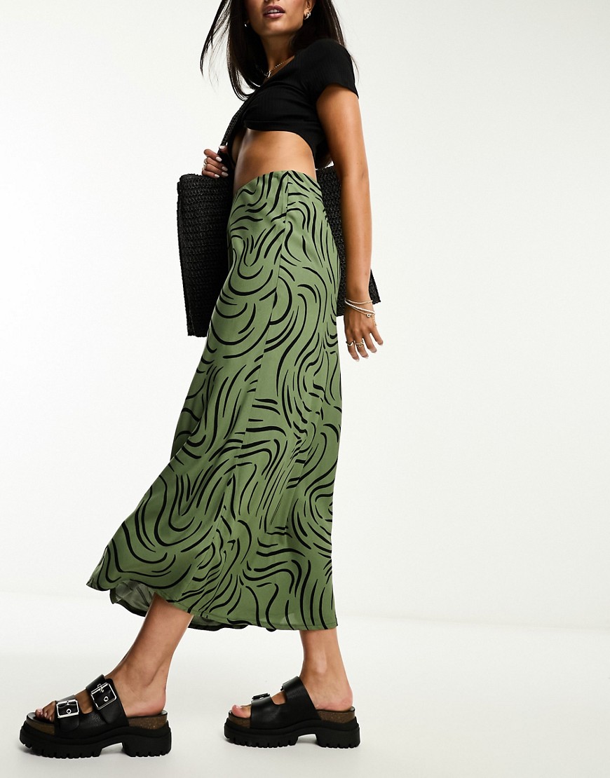New Look satin midi skirt in green swirl print