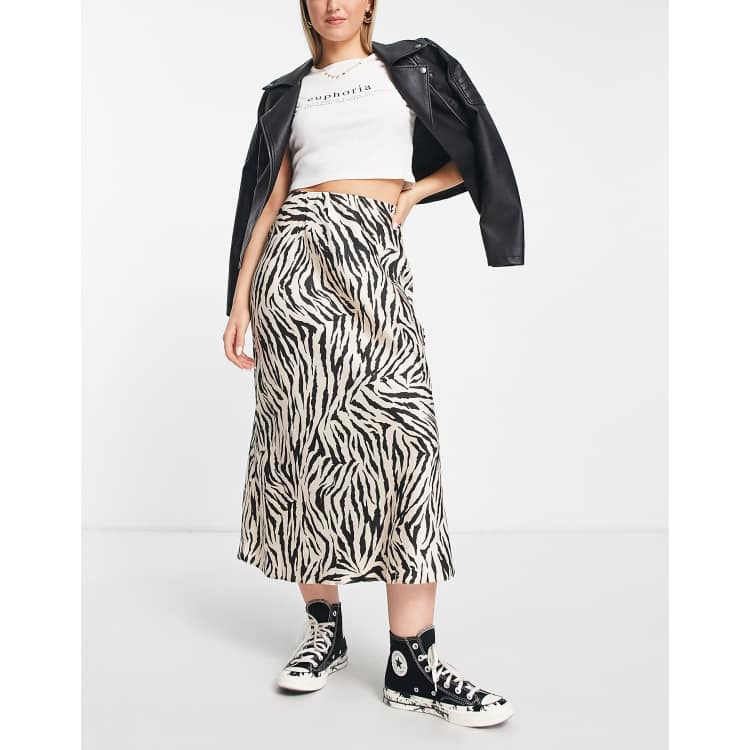 F&f zebra print clearance skirt