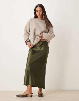 New Look - Satin-Midirock in Khaki mit Bias-Cut-Grün