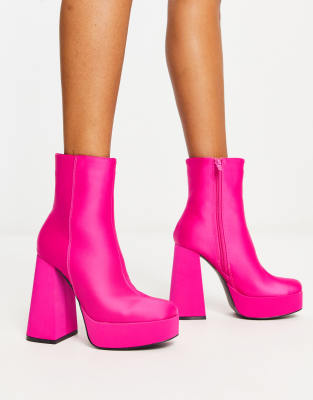 New Look - Satin-Plateaustiefel in Rosa mit Blockabsatz-Schwarz