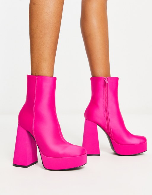 Pink deals platform boots