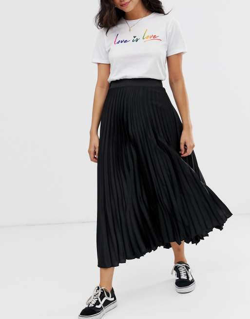 Petite Pleated Midi Skirt in Black