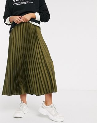 New Look satin pleated midi skirt in khaki | ASOS
