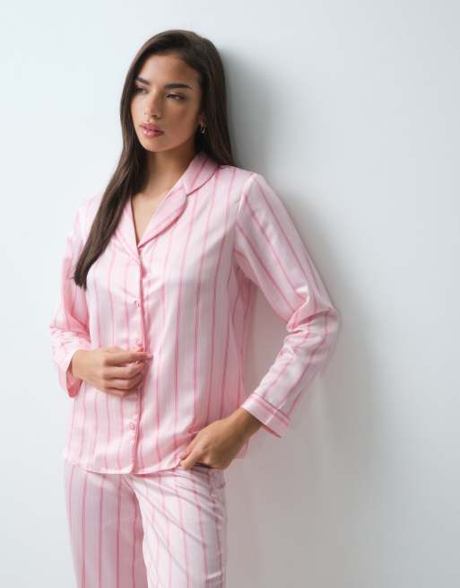 New Look satin revere pyjamas in pink stripe, 3 of 5