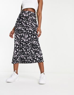 New Look ditsy floral midi skirt in black and white