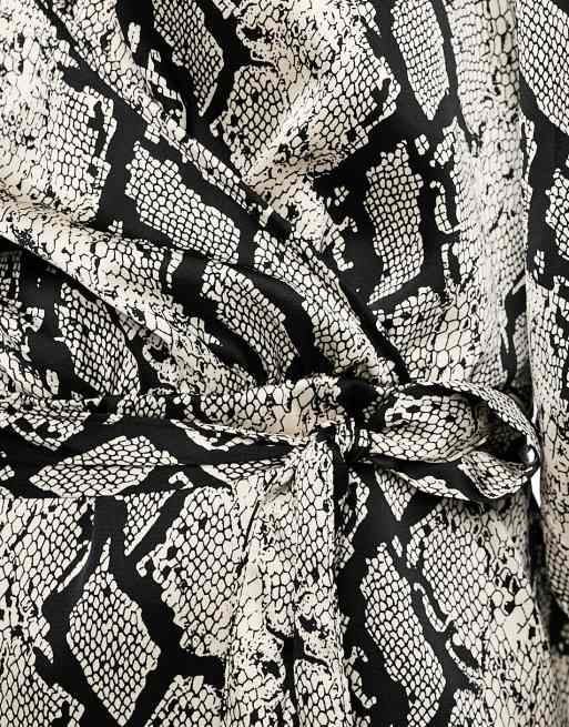 Black and white hot sale snake print dress