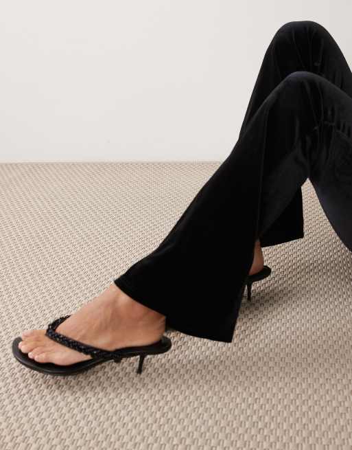 New Look Schlaghose aus Samt in Schwarz, 5 von 5