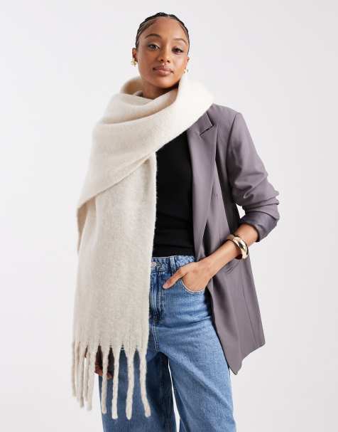 New Look – Schwerer Schal in Creme - view 1