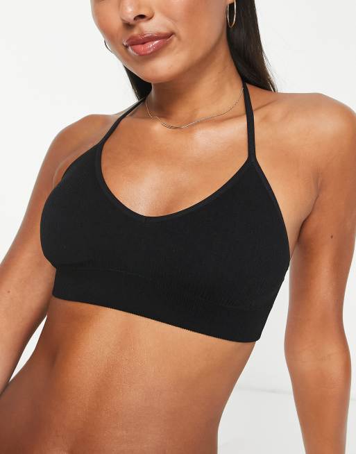 Sports bra with slogan tape