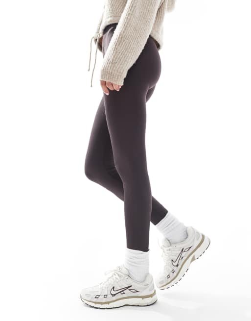 New Look seamless legging in dark brown, 2 of 5
