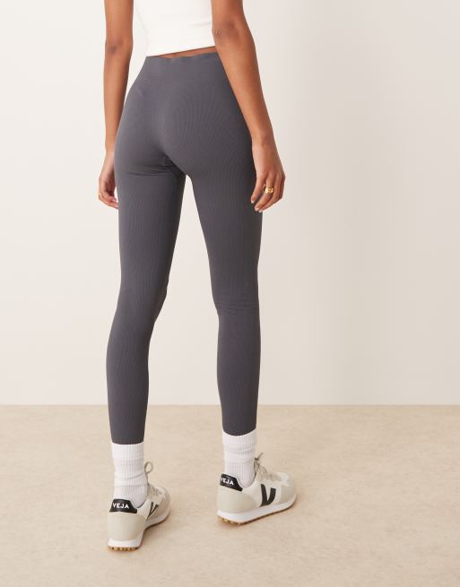 New Look seamless ribbed leggings in grey