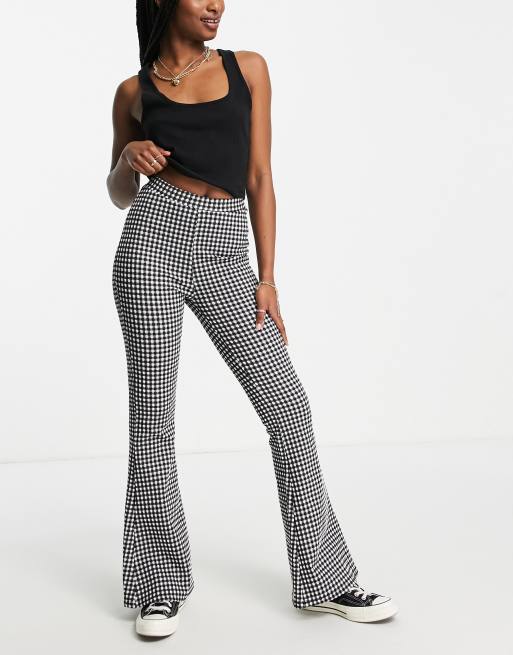 New Look seersucker flare in black gingham