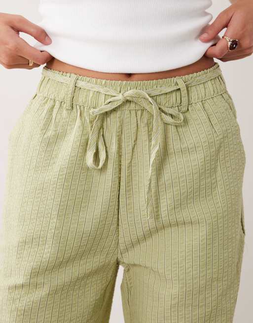 New Look seersucker stripe wide leg pants in green, 4 of 5