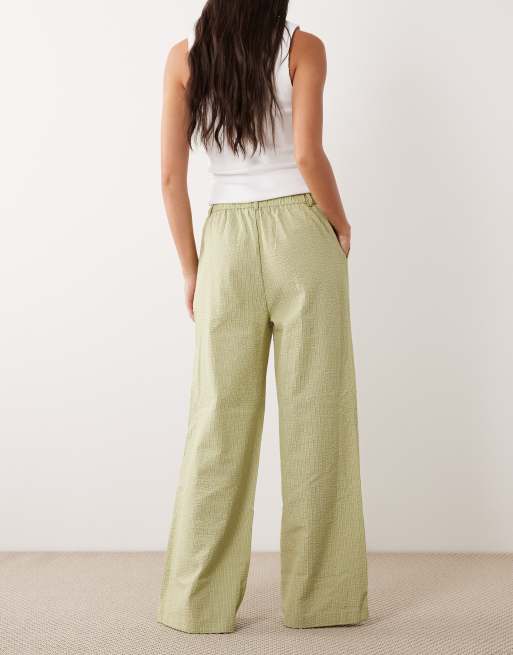 New Look seersucker stripe wide leg pants in green, 5 of 5