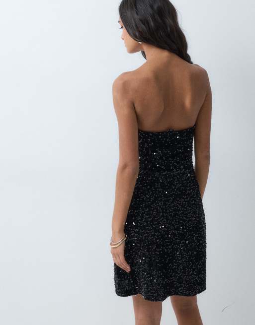New Look sequin bandeau mini dress in black, 5 of 5