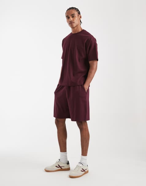 New Look – Set mit kastigem Oversize-T-Shirt und Shorts in Burgunderrot - view 1