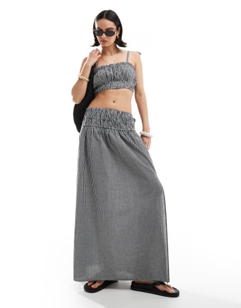 New Look shirred gingham crop top & skirt set in black - view 1