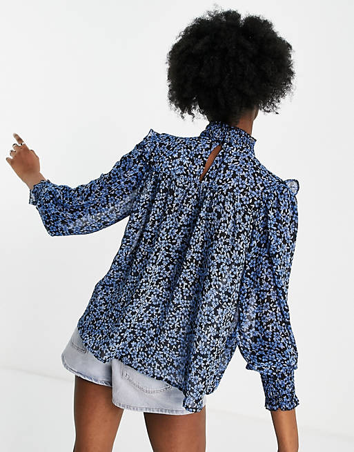 Tops Shirts & Blouses/New Look shirred high neck blouse in blue floral 