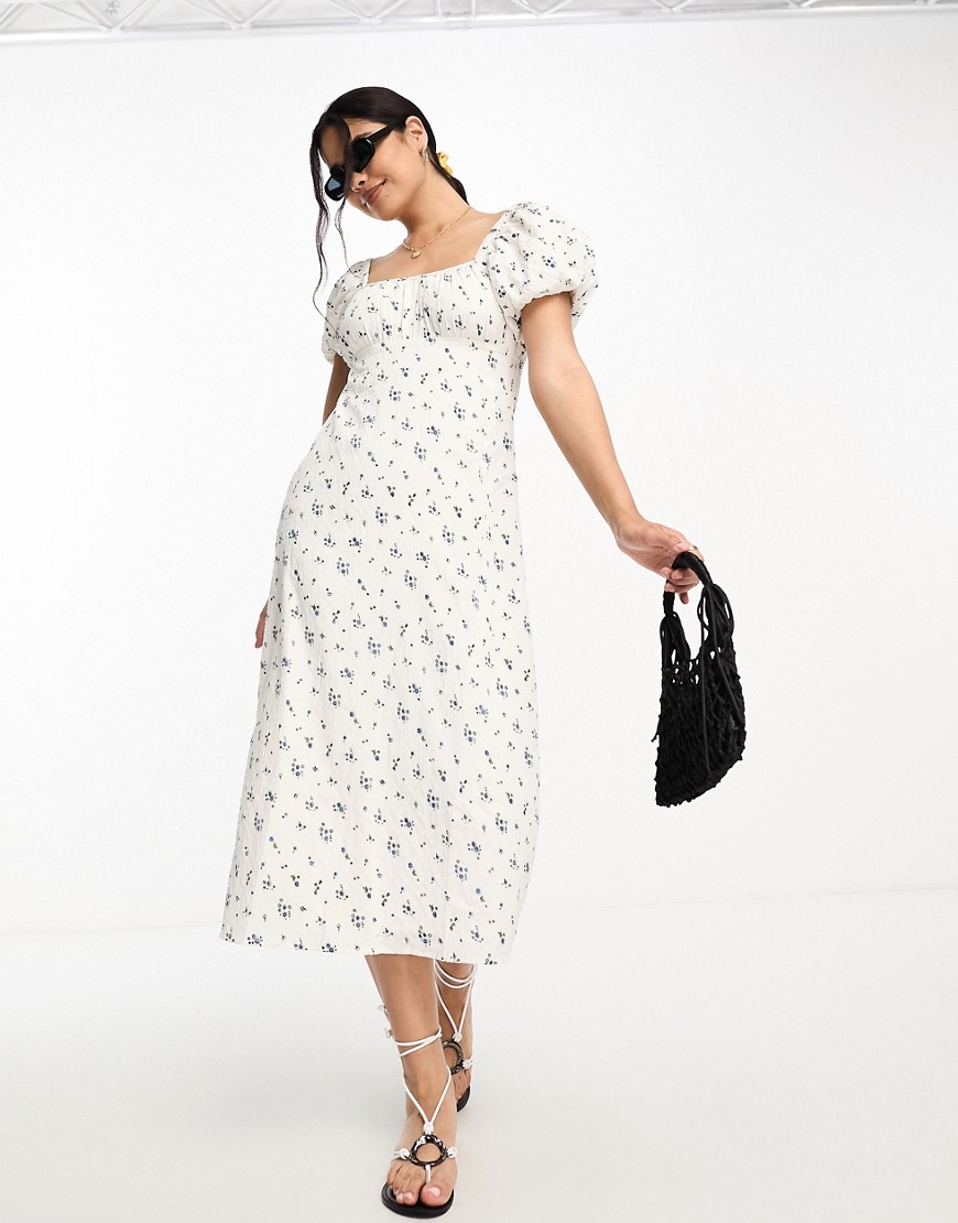 New Look shirred puff sleeve midi dress in white floral