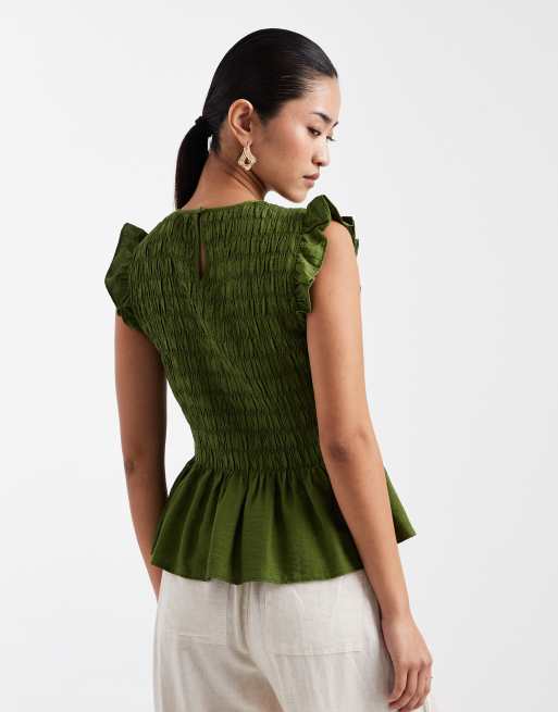 New Look shirred ruffle sleeve top in green, 3 of 4