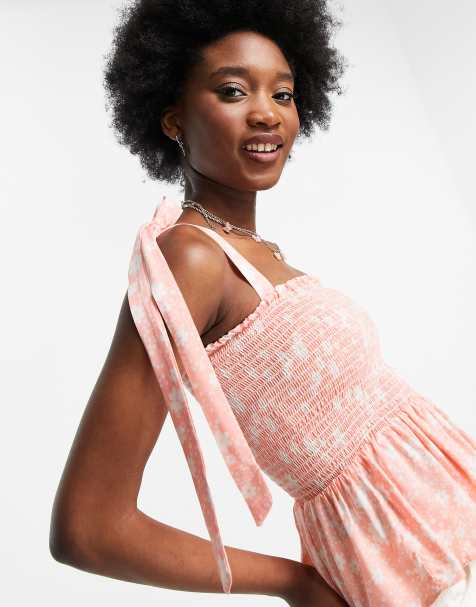 New Look shirred tie strap cami in pink floral