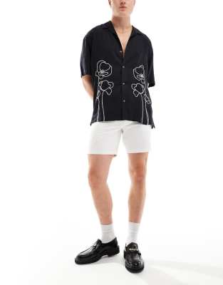 New Look - Short chino ajusté - Blanc