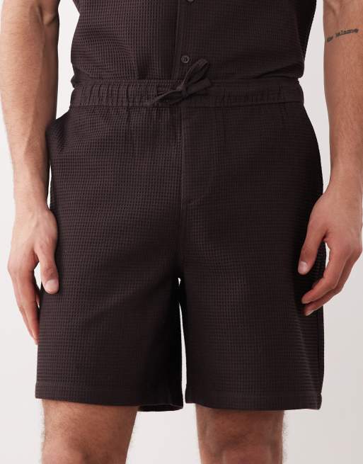 New Look - Short met wafelstructuur in bruin, deel van co-ord set, 4 van 5
