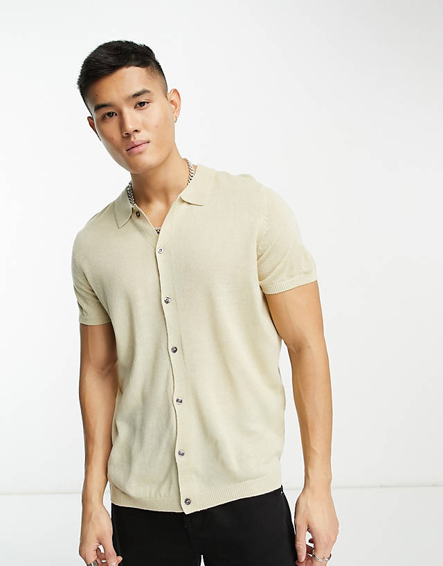 New Look - short sleeve button through polo in oatmeal