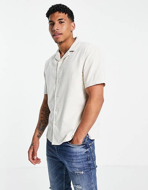 New Look short sleeve cord shirt in off white