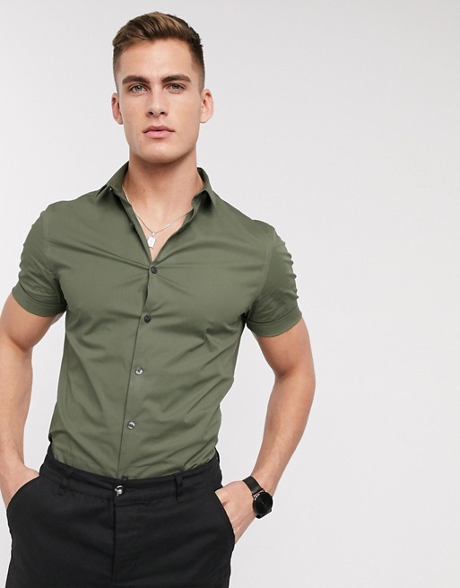 New look short sleeve muscle fit poplin shirt in khaki