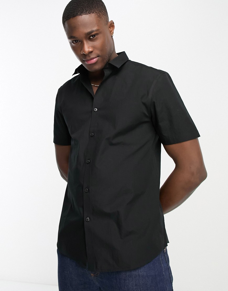 New Look short sleeve poplin shirt in black