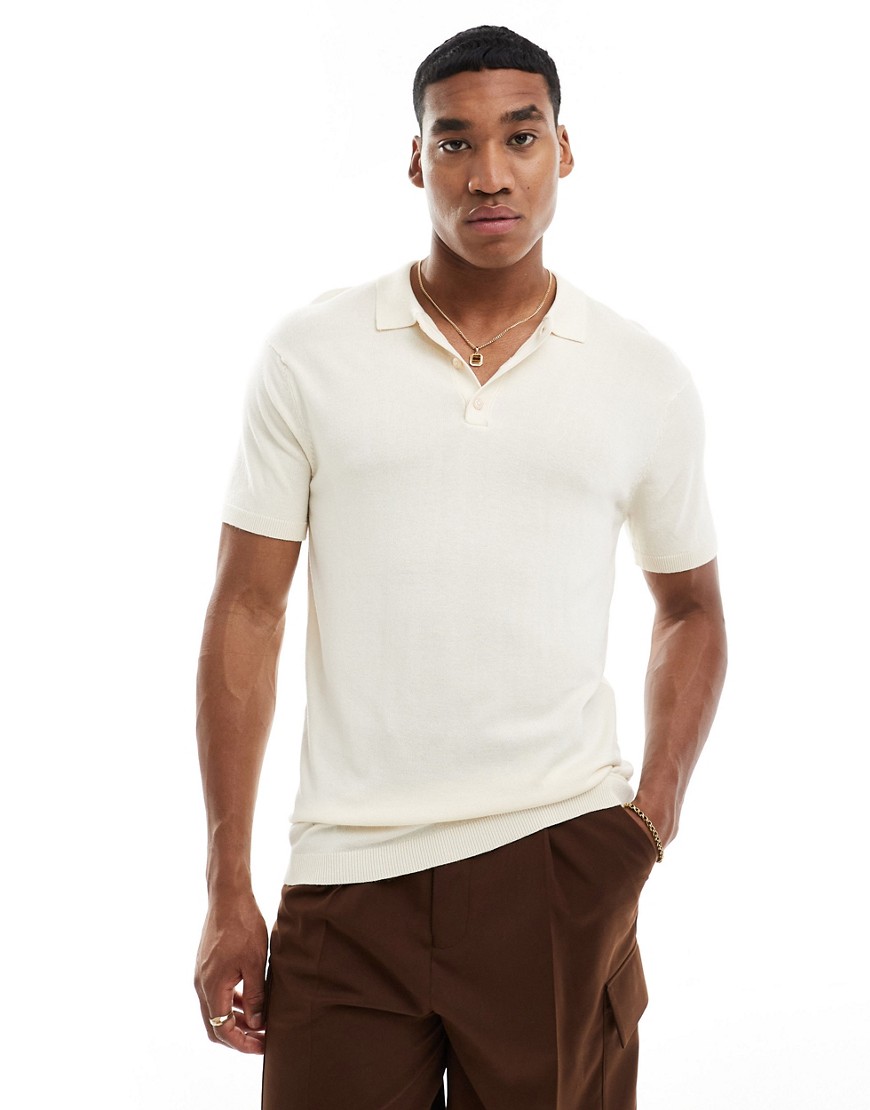 New Look short sleeve slim fit knit polo in off white