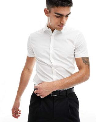 New Look short sleeved muscle fit poplin shirt in white