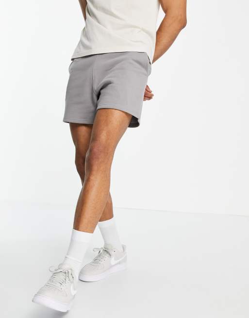 New Look shorter length jersey shorts in light grey