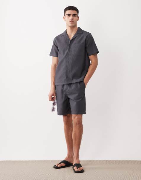 New Look – Shorts in Grau mit Waffelstruktur, Kombiteil - view 1