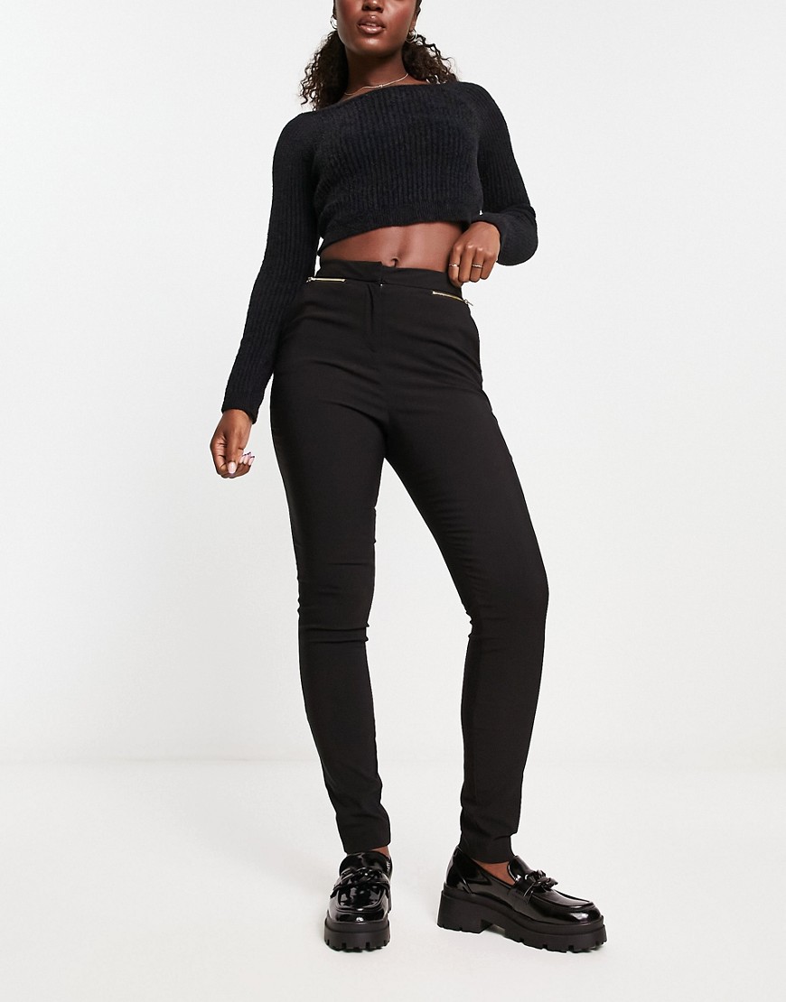 New Look skinny tailored trousers in black