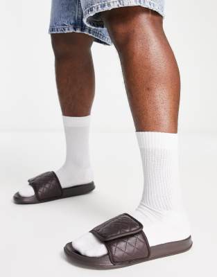 New Look New Look sliders in chocolate-Brown