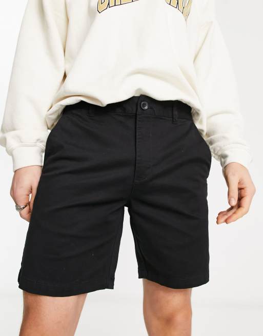 New Look slim chino shorts in black | ASOS