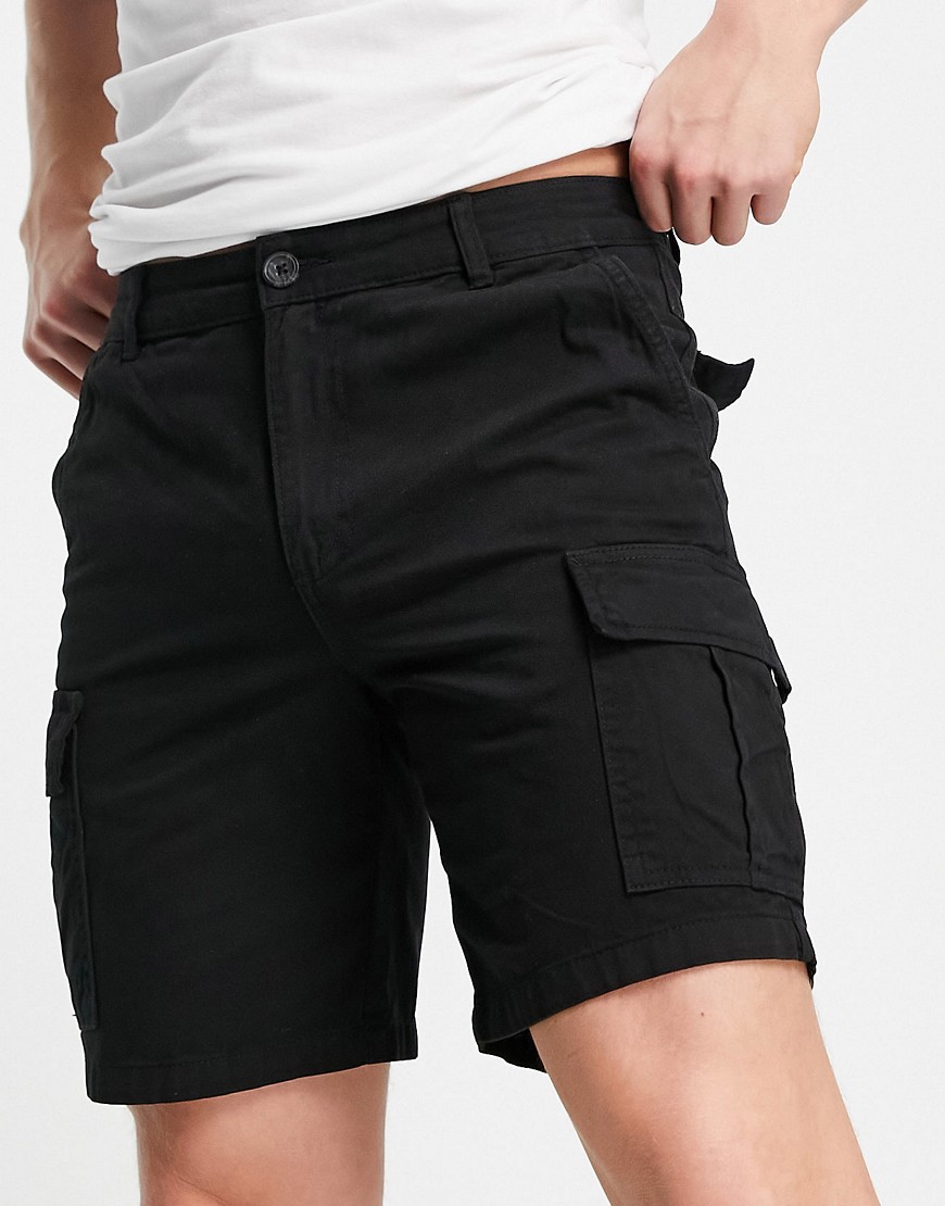 New Look slim fit cargo shorts in black