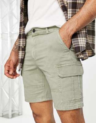 New Look Slim Fit Cargo Shorts In Khaki-green