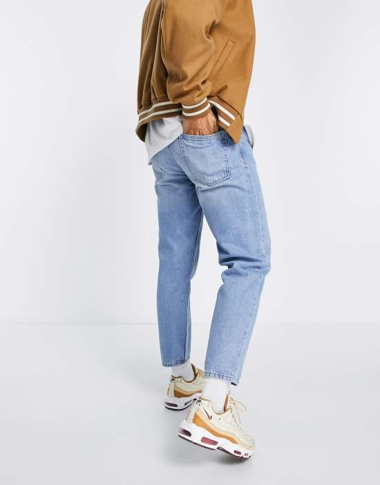 https://images.asos-media.com/products/new-look-slim-rigid-jean-in-vintage-blue-wash/201349273-2?$n_550w$&wid=550&fit=constrain