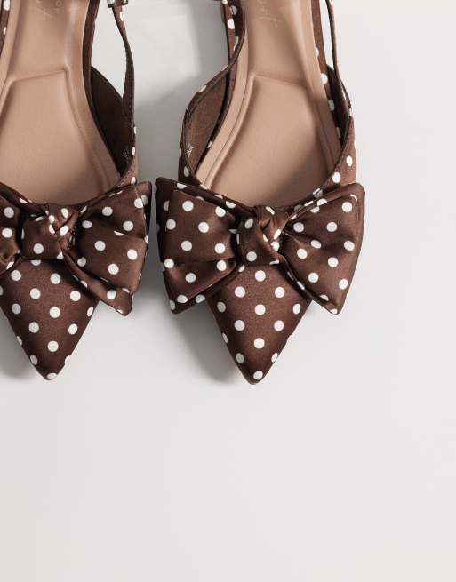 New Look - Slingback ballerina's van satijn met strik in bruin met stippen, 2 van 4