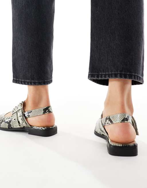 New Look slingback buckle detail shoe in snake print, 4 of 4