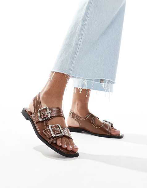 New Look – Slingback-Sandalen in Lack-Braun mit dicker Sohle und kontrastierenden Ziernähten - view 1