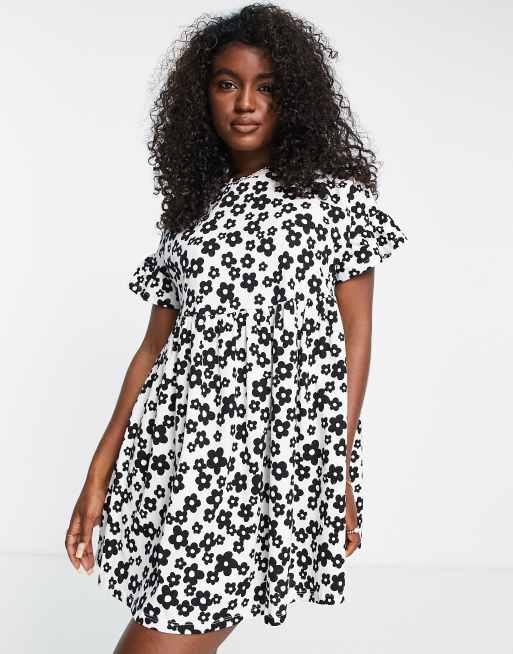 New Look smock mini dress in black and white floral | ASOS