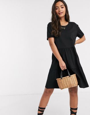 black mini dress short sleeve